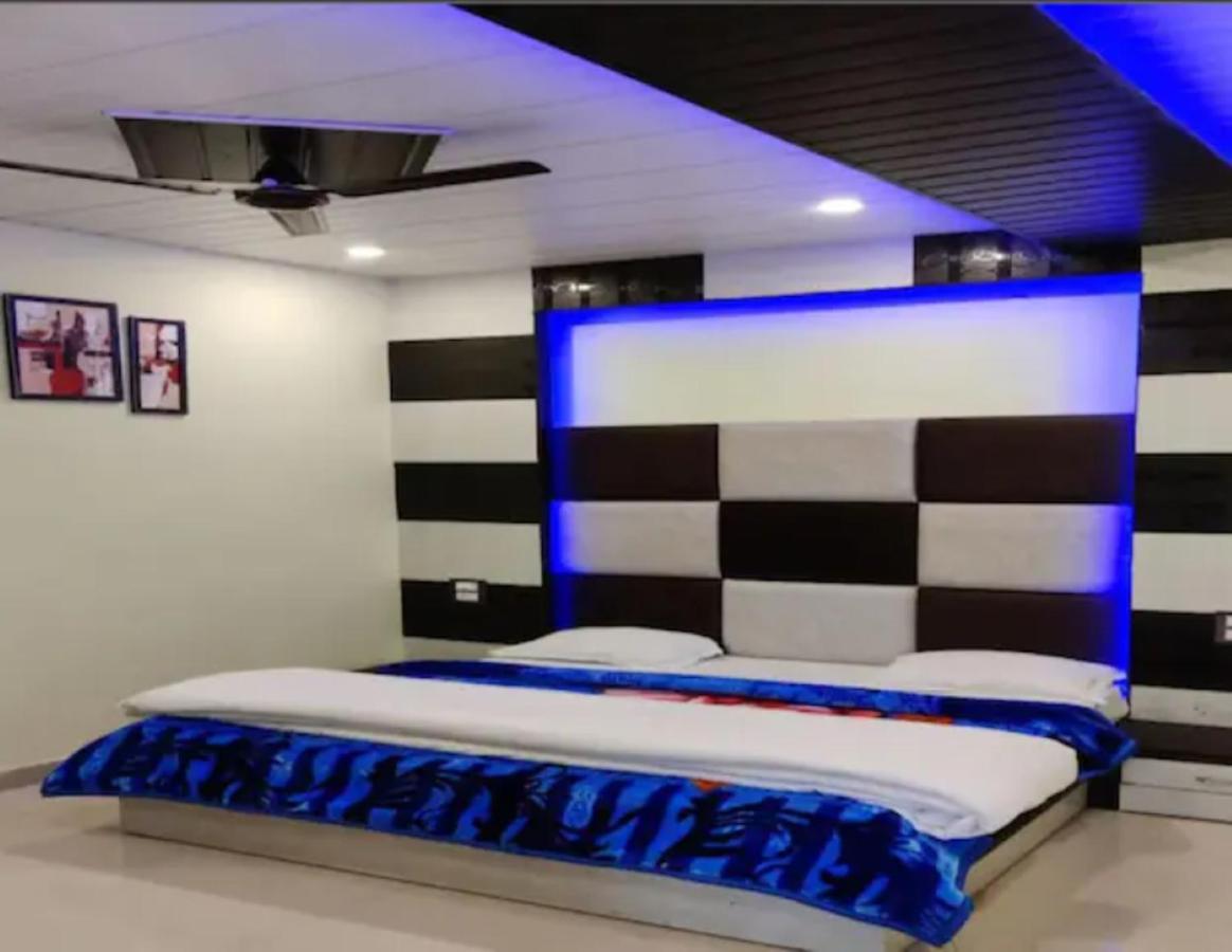 Oak Wood Homestay Banikhet ดัลเฮาซี ภายนอก รูปภาพ